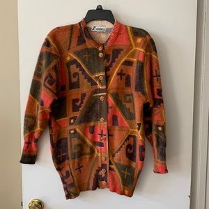 XIANWEI 100% wool floral sweater.